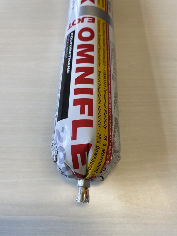 Ejot OMNIFLEX 2000 Poliüretan Sosis Mastik 600 ml (Siyah) - Görsel 6